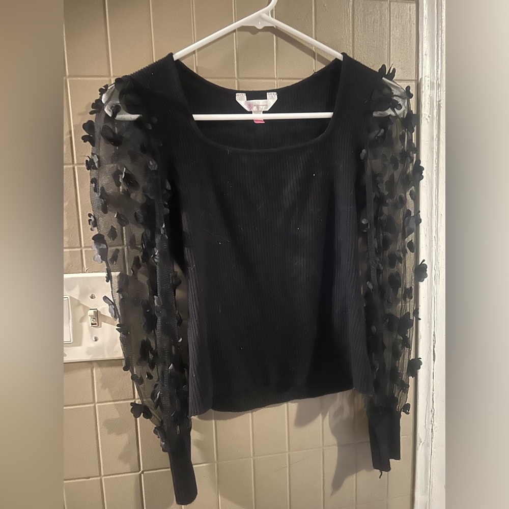 No Boundaries Black Ribbed Top with Square Neck